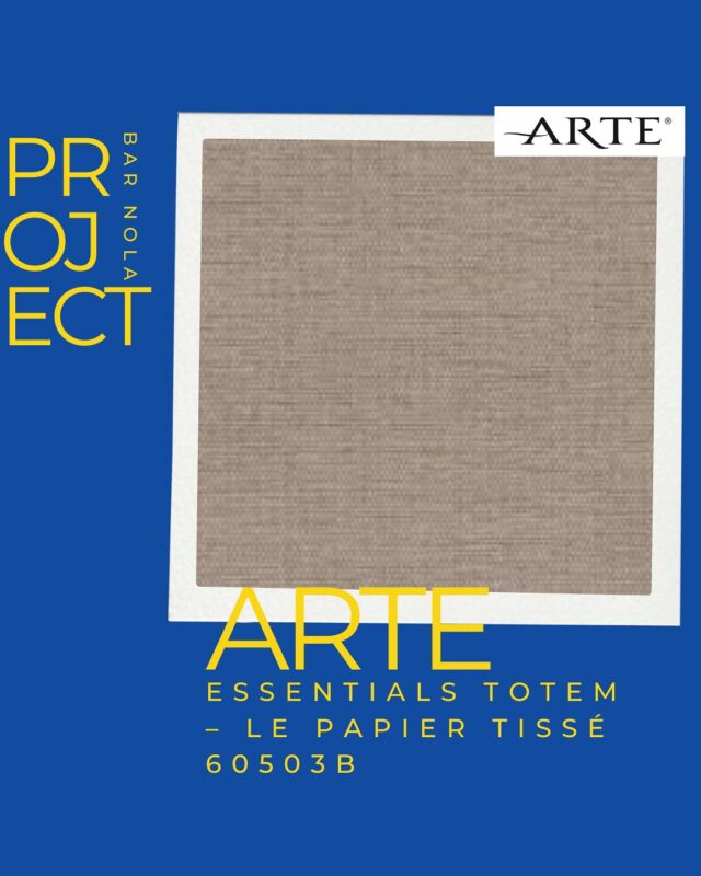 Als het ontwerp staat, zorgen wij dat het perfect wordt uitgevoerd.Voor dit project werkten we samen met Studio Hans Kuijten @hans.kuijten, die het interieur al tot in de puntjes had uitgewerkt.Wij werden benaderd op het moment dat er een partij nodig was om de wandbekleding vakkundig aan te brengen — precies zoals het bedoeld was.De materialen stonden vast, het plan was helder, en er werd gekozen voor kwaliteit. Geen concessies.Dat werkt prettig. Wij weten wat we aan elkaar hebben en schakelen snel.📐 Gebruikte materialen in dit project:– Lange wand met spots: Arte Le Couturier – La Dérive 58502– Wanden boven de lambrisering: Arte Essentials Totem – Le Papier Tissé 60503B– Toiletruimte: Arte Manila – Spiral 64511Bij Bert van Aalst BV draait het om strak vakwerk, heldere communicatie en meedenken als dat nodig is.En of het nu om een groot project gaat, jouw slaapkamer of een kleinere ruimte — als het om kwaliteit gaat, maken wij geen onderscheid.Werk jij als interieurontwerper en zoek je een partij die jouw ontwerp tot in detail uitvoert?Dan maken we graag kennis.🤝#wandafwerking #luxewandbekleding #interieurproject #artewalls #studiohanskuijten #interieurontwerp #vakmanschap #bvawww